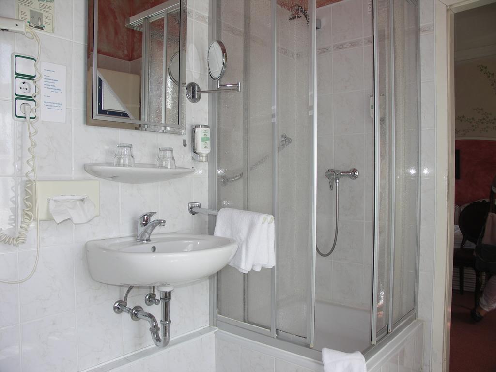 3 Sterne Hotel Frankfurt-Oder Zur Alten Oder Frankfurt  Dış mekan fotoğraf